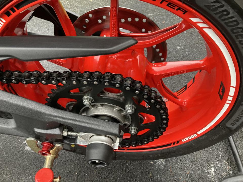 Fine Detailing Rear Wheel 